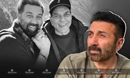 पिता धर्मेंद्र के निधन के बाद सनी देओल ने पहली बार सोशल मीडिया पर दिया रिएक्शन, बॉबी-अभय देओल ने भी किया कमेंट