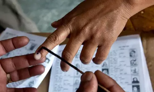 17 जिला परिषदों के चुनाव पर संकट!, फिलहाल 12 जिला परिषदों के चुनाव का रास्ता है साफ 17 जिला परिषदों के चुनाव पर संकट!, फिलहाल 12 जिला परिषदों के चुनाव का रास्ता है साफ