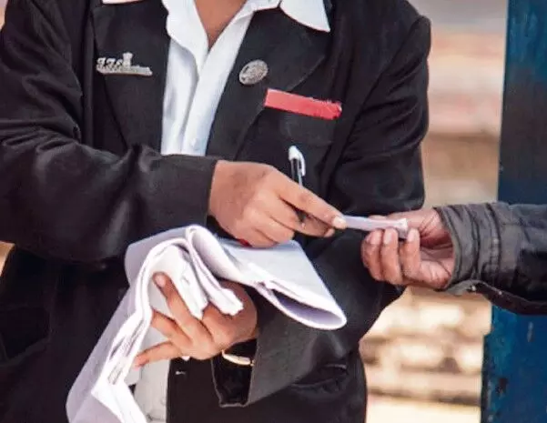 नकली टिकट: रेल सफर के दौरान तीन आरोपी पकड़ाए