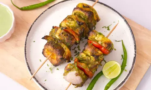 अब पनीर टिक्का खाने के लिए शादियों का नहीं करना पड़ेगा इंतजार, बस फॉलो करें ये आसान रेसिपी