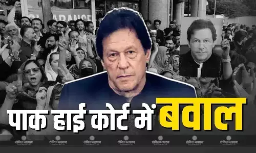 सैंकड़ों का आक्रोश, हाई कोर्ट-जेल के बाहर जबरदस्त विरोध, बवाल के बीच बहन को मिली इमरान से मिलने की इजाजत