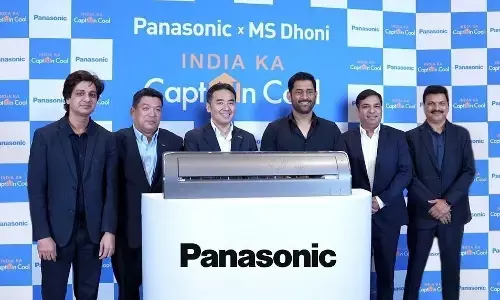 पैनासोनिक ने “कैप्टन कूल” एम.एस. धोनी को बनाया ब्रांड एंबेसडर पैनासोनिक ने “कैप्टन कूल” एम.एस. धोनी को बनाया ब्रांड एंबेसडर