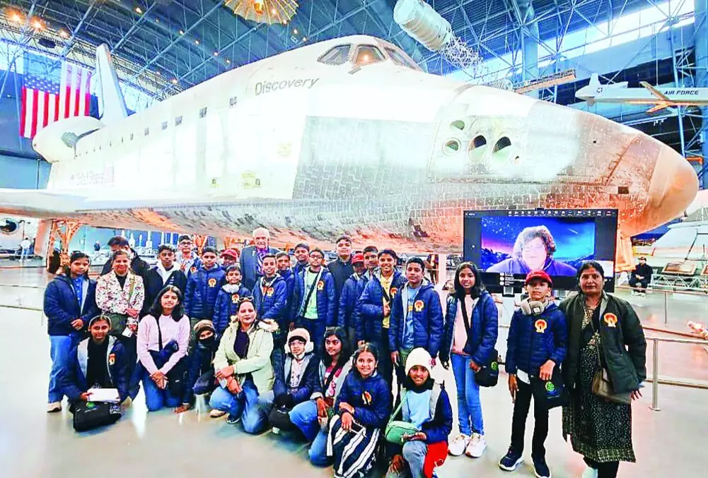 हिरोशिमा पर बम गिराने वाले विमान से लेकर व्हाइट हाउस भी देखा बच्चों ने