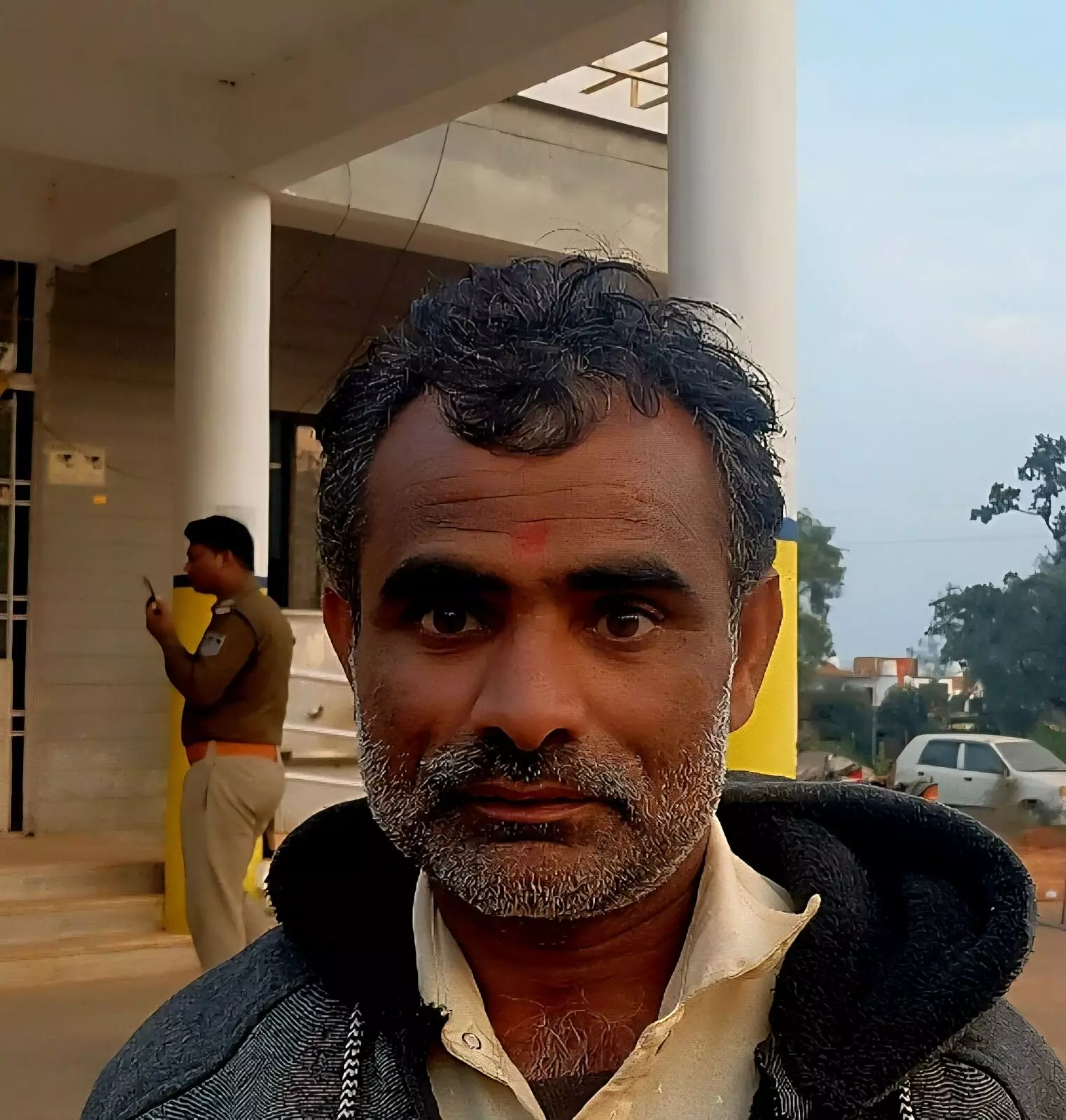 युवक के बैंक खाते से निकल गई पचास हजार पांच सौ रूपए की राशि