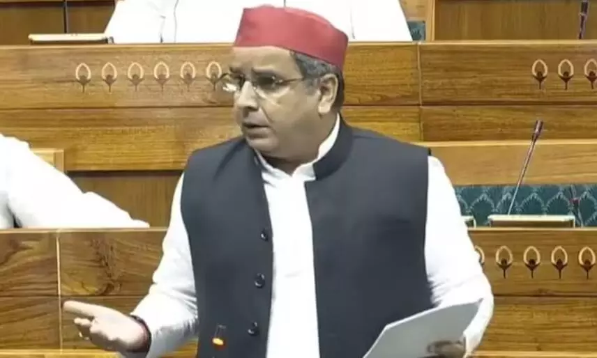 सपा नेता धर्मेंद्र यादव ने संसद में उठाया सवाल बोले, पीएम के संसदीय क्षेत्र में चल रहा नकली सिरप रैकेट सपा नेता धर्मेंद्र यादव ने संसद में उठाया सवाल बोले, पीएम के संसदीय क्षेत्र में चल रहा नकली सिरप रैकेट