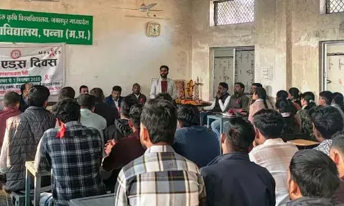 कृषि महाविद्यालय लक्ष्मीपुर में लगाया विधिक जागरूकता शिविर