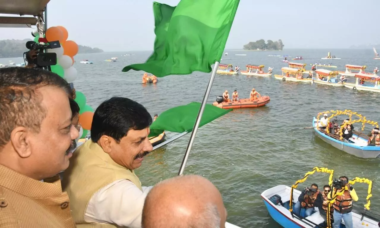 प्रदेश में जल-पर्यटन का केंद्र बनेगी शिकारा सेवा : मुख्यमंत्री डॉ. यादव