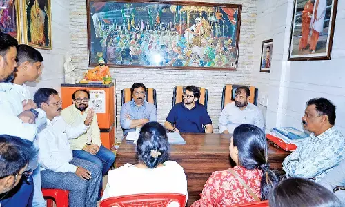 बीएमसी चुनाव से पहले सक्रिय हुए आदित्य