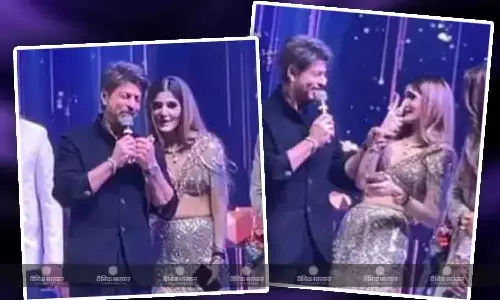 शाहरुख खान से दुल्हन ने की स्टेज पर अनोखी डिमांड, किंग खान बोले- मेरी फैन हो या…? देखें वायरल वीडियो