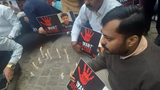 शौर्य पाटिल आत्महत्या मामले में हाई कोर्ट ने दिल्ली पुलिस से मांगी स्टेटस रिपोर्ट शौर्य पाटिल आत्महत्या मामले में हाई कोर्ट ने दिल्ली पुलिस से मांगी स्टेटस रिपोर्ट