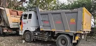 खनिजों के अवैध परिवहन करने पर वाहनों के लाइसेंस होंगे निलंबित या रद्द