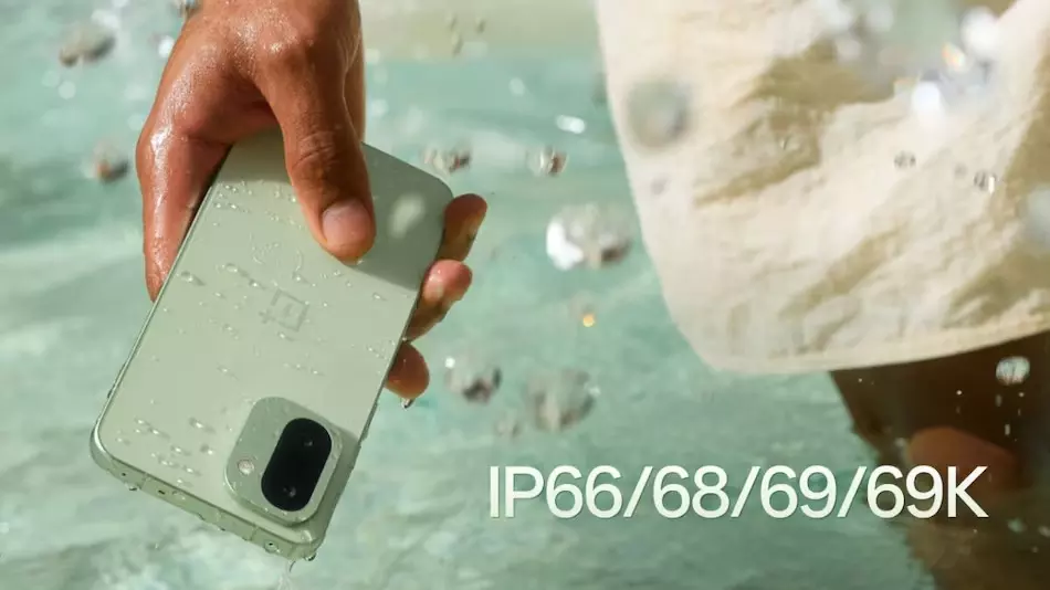 OnePlus 15R भारत में जल्दी हो सकता है लॉन्च, स्नैपड्रैगन 8 Gen 5 चिपसेट के साथ गीकबेंच पर आया नजर