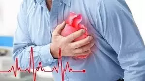 मनपा के दो कर्मियों को हार्ट अटैक, एक की मौत