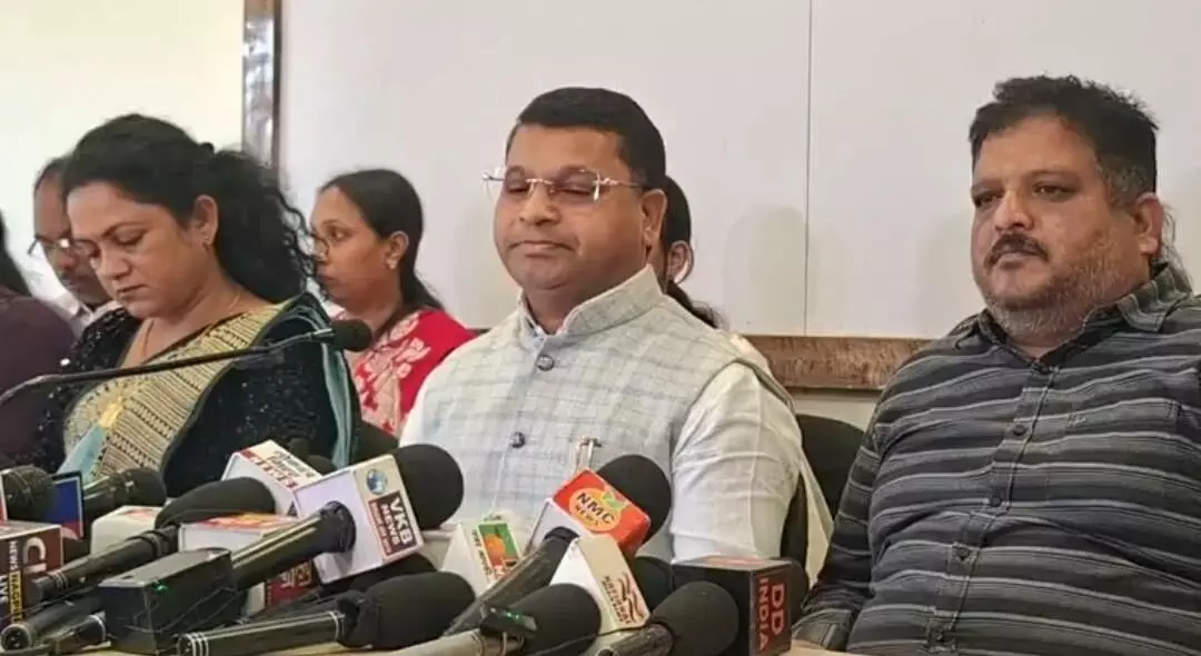 आरोपों के सबूत हो तो प्रशासन को क्यों नहीं देते, राजनीति का इतना निम्न स्तर ठीक नहीं है