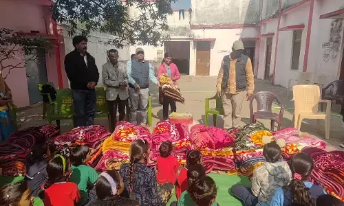 बालक एवं बालिका छात्रावास के बच्चों को वितरित किए गए कंबल, लास्ट वाइल्डरनेस फाउंडेशन की पहल बालक एवं बालिका छात्रावास के बच्चों को वितरित किए गए कंबल, लास्ट वाइल्डरनेस फाउंडेशन की पहल