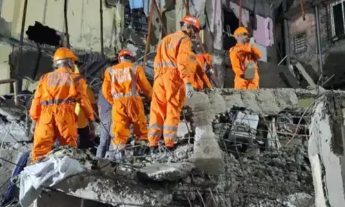 अनधिकृत इमारत ढहने के मामले में वीवीएमसी सहायक आयुक्त गिरफ्तार, इमारत हादसे में हुई थी 17 लोगों की मौत