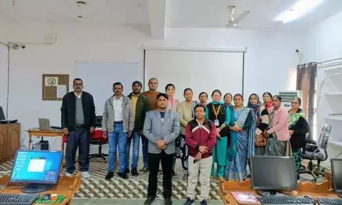 कलेक्ट्रेट ई-दक्ष केन्द्र में शिक्षा विभाग हेतु एम-आधार व डिजिलॉकर का प्रशिक्षण आयोजित