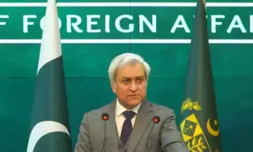 एस. जयशंकर के बयान पर पाक को लगी मिर्ची, बोला - उकसावे भरा और आधारहीन, विदेश मंत्री ने कहा था - PAK सेना हमारी कई समस्याओं का कारण एस. जयशंकर के बयान पर पाक को लगी मिर्ची, बोला - उकसावे भरा और आधारहीन, विदेश मंत्री ने कहा था - PAK सेना हमारी कई समस्याओं का कारण