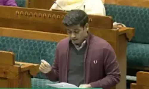 शिंदे गुट सांसद ने कांग्रेस शासनकाल पर लगाए गंभीर आरोप, चुनाव लड़ने की आयु कम करने की सरकार से की मांग