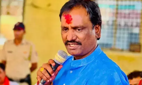 उद्धव गुट नेता ने नोटों के बंडलों वाला वीडिया किया शेयर! शिंदे गुट को लेकर साधा निशाना