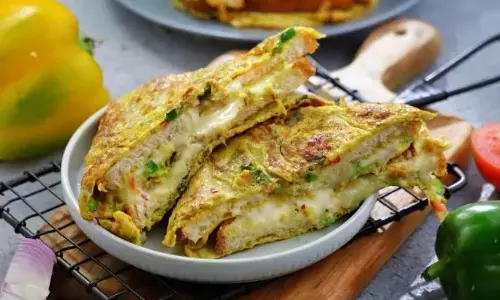 ठंड के मौसम में नाश्ते में बनाना है कुछ खास, तो चीज ब्रेड ऑमलेट की इस खास रेसिपी को जरूर करें ट्राई, प्रोटीन से है भरपूर ठंड के मौसम में नाश्ते में बनाना है कुछ खास, तो चीज ब्रेड ऑमलेट की इस खास रेसिपी को जरूर करें ट्राई, प्रोटीन से है भरपूर