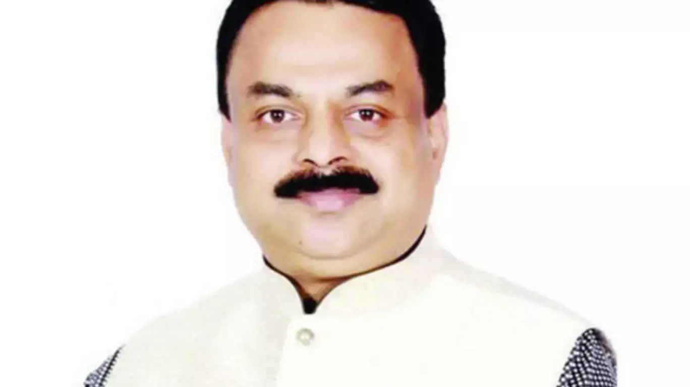 लाडली बहन योजना में घोटाला, पुरुषों के खाते में गए 5 हजार करोड़, कठोर कार्रवाई का भरोसा लाडली बहन योजना में घोटाला, पुरुषों के खाते में गए 5 हजार करोड़, कठोर कार्रवाई का भरोसा