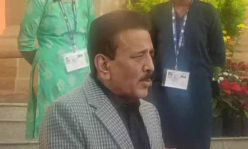 महानगर पालिका जीतकर दिखाएं उद्धव, गिरीश महाजन ने कहा - बेबुनियाद आरोप लगाना बंद करें महानगर पालिका जीतकर दिखाएं उद्धव, गिरीश महाजन ने कहा - बेबुनियाद आरोप लगाना बंद करें