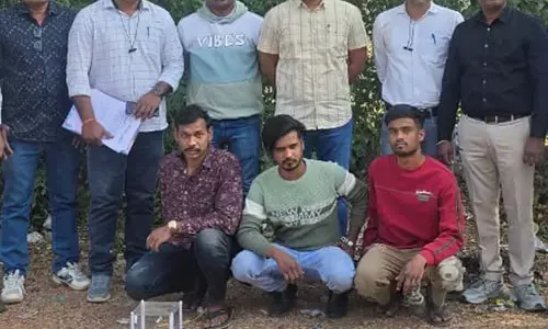 अमरावती में लाखों की एमडी के साथ तीन आरोपी गिरफ्तार अमरावती में लाखों की एमडी के साथ तीन आरोपी गिरफ्तार