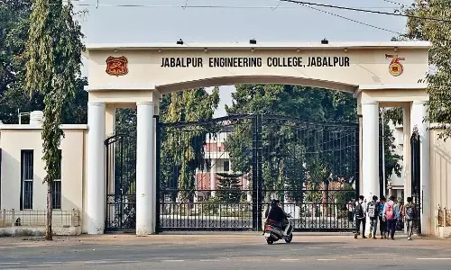 कम्पनियों के सामने जेईसी की किरकिरी करा रहे फैकल्टी कम्पनियों के सामने जेईसी की किरकिरी करा रहे फैकल्टी