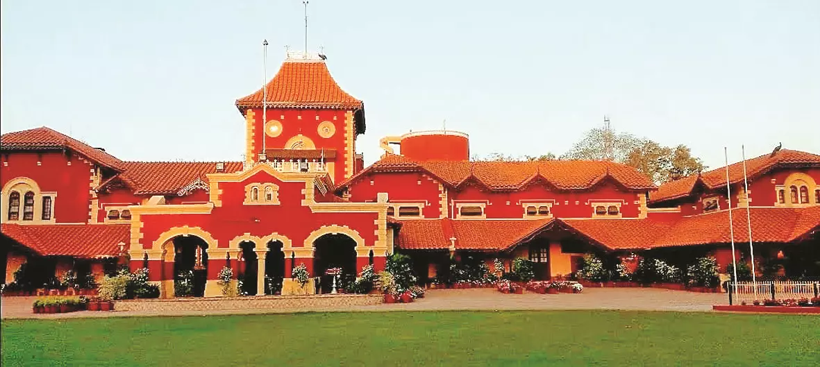 भंडारा जिले में अवैध रेत उत्त्खनन का मामला, एसडीओ निलंबित भंडारा जिले में अवैध रेत उत्त्खनन का मामला, एसडीओ निलंबित