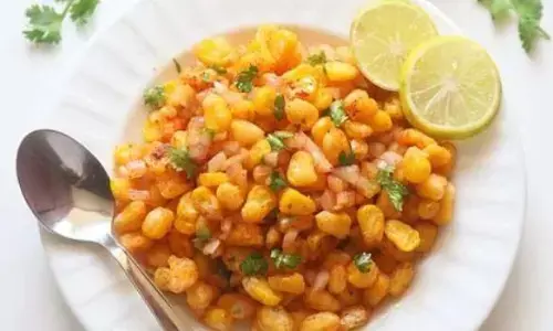 ठंड में कुछ अच्छा खाने का मन हो रहा है तो जरूर ट्राई करें ये क्रिस्पी कॉर्न चाट, खाकर आ जाएगा मजा ठंड में कुछ अच्छा खाने का मन हो रहा है तो जरूर ट्राई करें ये क्रिस्पी कॉर्न चाट, खाकर आ जाएगा मजा