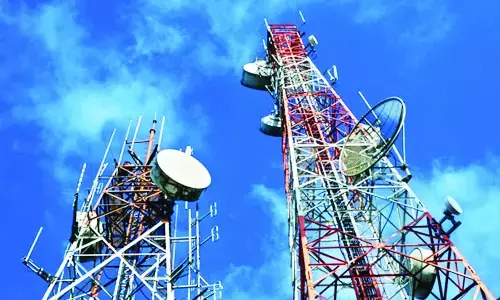 शीत सत्र में अवैध मोबाइल टावर की गूंज, 30 करोड़ के राजस्व की हानि का आरोप शीत सत्र में अवैध मोबाइल टावर की गूंज, 30 करोड़ के राजस्व की हानि का आरोप