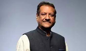 माफी काहे मांगूं?, किस विवाद को लेकर अड़े कांग्रेस नेता पृथ्वीराज चव्हाण, जानें माफी काहे मांगूं?, किस विवाद को लेकर अड़े कांग्रेस नेता पृथ्वीराज चव्हाण, जानें