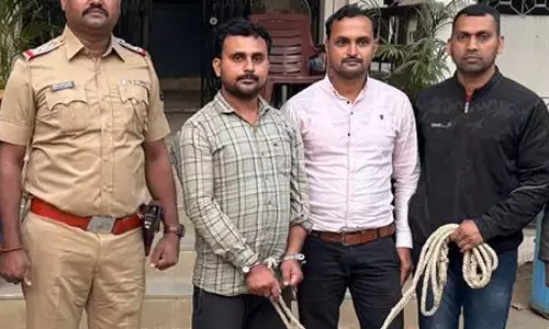 झारखंड के जामताड़ा से अंतरराज्यीय गिरोह का ठग गिरफ्तार झारखंड के जामताड़ा से अंतरराज्यीय गिरोह का ठग गिरफ्तार