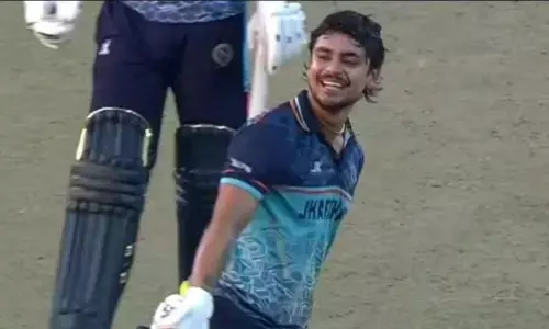 ईशान किशन का आलोचकों को करारा जबाव, खिताबी मुकाबले में तूफानी शतक जड़ रचा कीर्तिमान ईशान किशन का आलोचकों को करारा जबाव, खिताबी मुकाबले में तूफानी शतक जड़ रचा कीर्तिमान