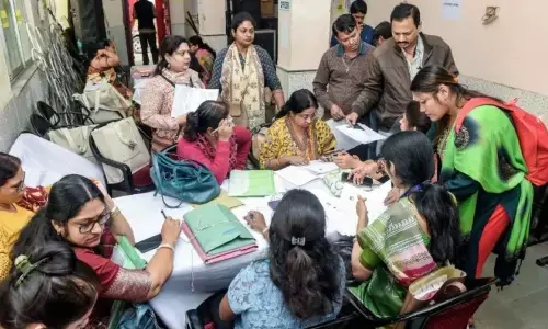 गुजरात में SIR प्रक्रिया के बाद जारी हुई ड्राफ्ट वोटर लिस्ट, जानें कितने मतदाताओं के हटे नाम