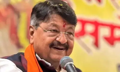 राज्यों की खराब आर्थिक हालत के लिए मंत्री कैलाश विजयवर्गीय ने चुनावी घोषणाओं को ठहराया जिम्मेदार, केंद्र से लगाई ज्यादा बजट देने की गुहार