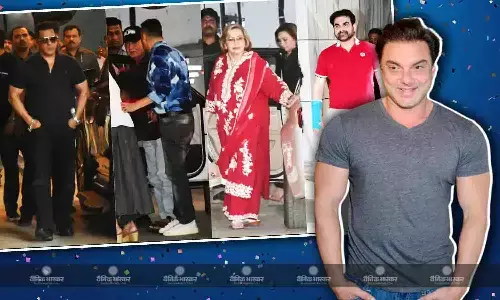 सोहेल खान के बर्थडे पर एक साथ नजर आया पूरा खान परिवार, दबंग अंदाज में नजर आए सलमान, तस्वीरें वीडियो वायरल सोहेल खान के बर्थडे पर एक साथ नजर आया पूरा खान परिवार, दबंग अंदाज में नजर आए सलमान, तस्वीरें वीडियो वायरल