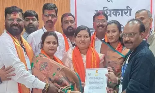 कलमनुरी नपा की नगराध्यक्ष बनीं शिवसेना शिंदे गुट की अश्लेषा चौधरी, मामूली अंतर से मिली जीत