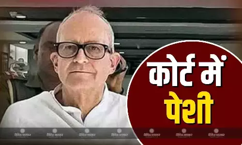 अगस्ता वेस्टलैंड VVIP चॉपर केस में आरोपी क्रिश्चियन मिशेल जेम्स को कोर्ट लाया गया