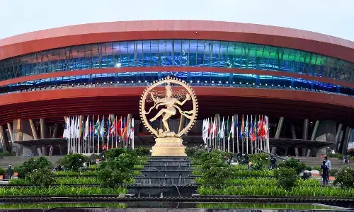 लोहगांव में अस्पताल और सड़क का आरक्षण हटाकर भारत मंडपम बनाने की तैयारी