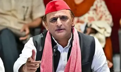 BJP प्रमुख पंकज चौधरी ने दी नसीहत, अखिलेश यादव ने किया पलटवार