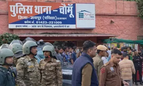 पुलिस कमिश्नर की बड़ी कार्रवाई, हिरासत में करीब 100 लोग, मस्जिद विवाद पर दी ये जानकारी