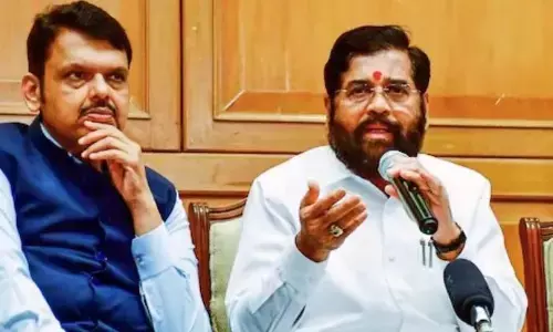 महायुति की पिक्चर तो क्या क्लाइमेक्स भी अभी बाकी! रातरभ चली बैठक में भी नहीं हो पाया सीट बंटवारा, जानें कहां फंस रहा पेंच?