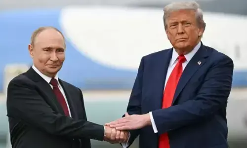 फ्लोरिडा में ट्रंप और पुतिन की हुई मुलाकात, रूस-यूक्रेन युद्ध के मुद्दे पर हुई चर्चा