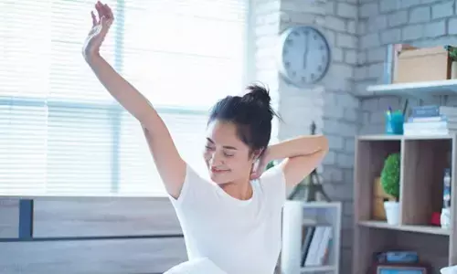 क्या आप भी देर से सोते हैं और लेट उठते हैं? ये फायदे जान लिए तो हमेशा उठेंगे जल्दी