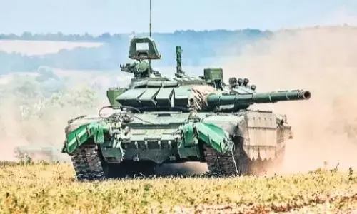 दो टैंक के जरिए होगी हुनर की टेस्टिंग, पास हुए तब ही मिल सकेगा T-72 का अगला टारगेट दो टैंक के जरिए होगी हुनर की टेस्टिंग, पास हुए तब ही मिल सकेगा T-72 का अगला टारगेट