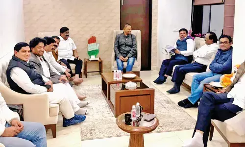 आघाड़ी गठबंधन तय, मित्रदलों को 8 से 10 सीटें देने को कांग्रेस तैयार