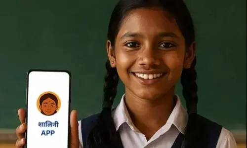 मंडला की शालिनी ने बताई पीड़ा तो उसी के नाम पर बनाई एप, इसी पर अब मिलेगी विभाग की जानकारी मंडला की शालिनी ने बताई पीड़ा तो उसी के नाम पर बनाई एप, इसी पर अब मिलेगी विभाग की जानकारी