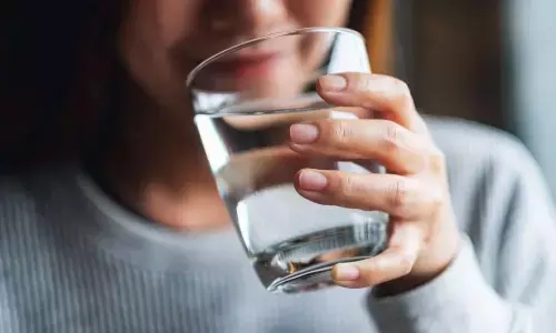 सिर्फ हाइड्रेशन और अच्छी स्किन ही नहीं, ज्यादा पानी पीने से शरीर में होंगे ये बदलाव